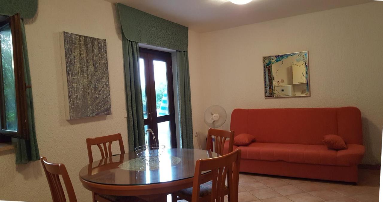 Apartments Coki Funtana Exterior photo